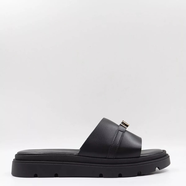 Flatform Σανδάλια με διακοσμητική αγκράφα ML540