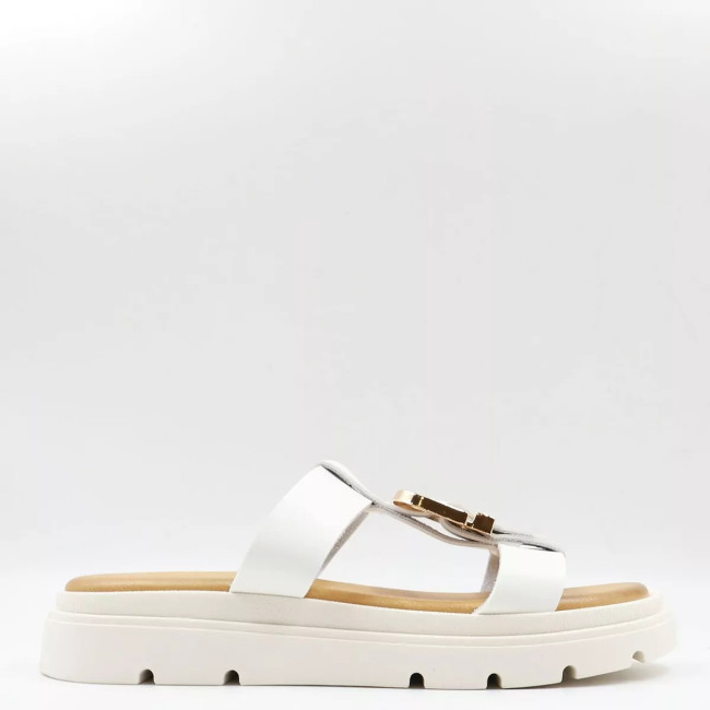 Flatform Σανδάλια με διακοσμητική αγκράφα ML549