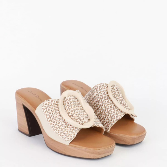 Mules με διακοσμητική αγκράφα Sweet shoes XF001