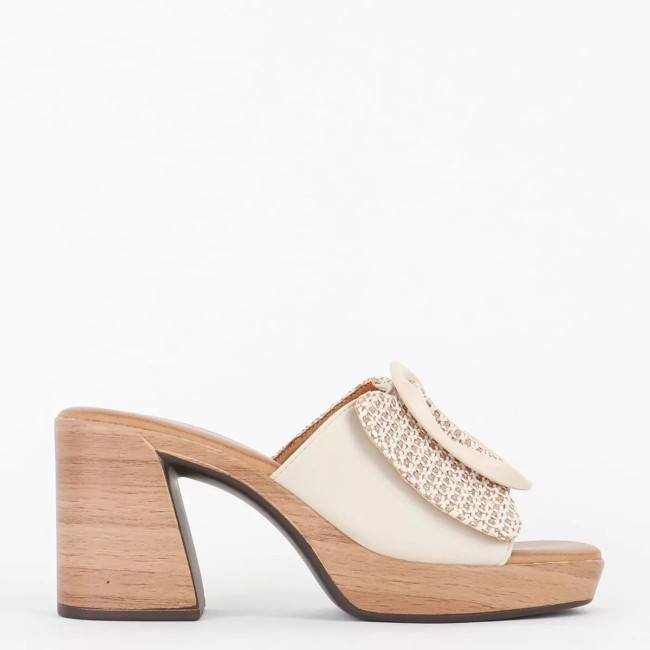 Mules με διακοσμητική αγκράφα Sweet shoes XF001