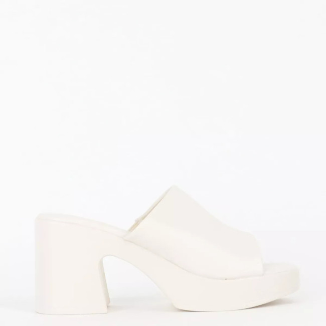 Mules με φαρδιά φάσα & φιάπα Sweet shoes YL5019