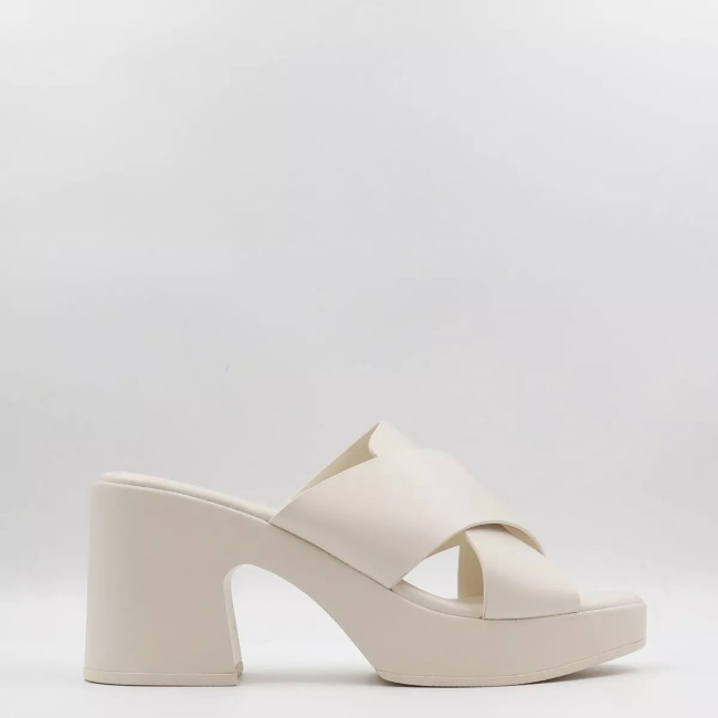 Mules με χιαστή λουράκια & φιάπα Vera Blum VB58311