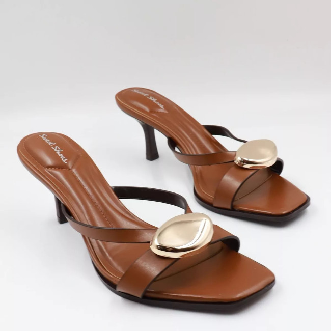 Mules με χρυσό τοκά & λεπτό τακούνι B23026