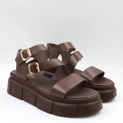 Δερμάτινα Flatform Σανδάλια με λοξώ λουράκι Lia's 900L