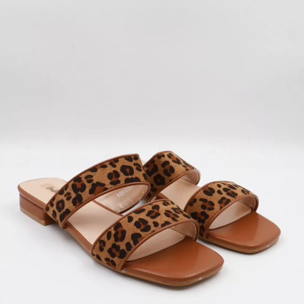 Flat σανδάλια με λουράκια Vera Blum VB510329