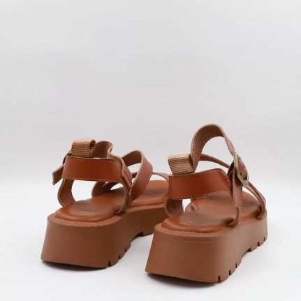 Flatform σανδάλια με λοξώ λουράκι Mira max Y2079