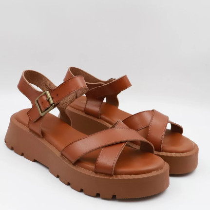 Flatform σανδάλια με χιαστή λουράκια Mira Max Y2085