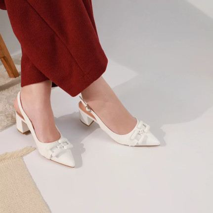 Γόβες open heel με διακοσμητική αγκράφα Diamantique 6301